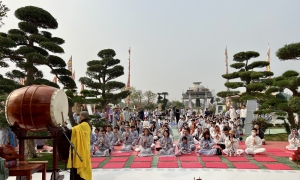 Ấn tượng ‘Kora Stupa’ - 108 vòng vi nhiễu Đại Bảo tháp Mandala Tây Thiên