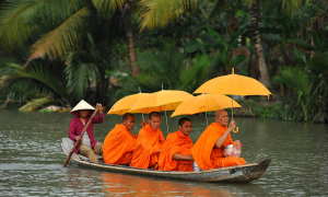 Bốn loại thuyền ngược xuôi trong sông ái