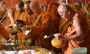 Tại sao phải ăn chay trong những ngày trai giới?