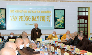 Bình Dương: Ban Trị sự Phật giáo tỉnh triển khai Phật sự, trao quyết định nhân sự 12 ban