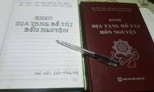 Chép xong kinh Địa Tạng còn thừa giấy trắng thì nên làm gì?