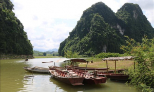 Chùa Hang Úc - công trình văn hóa, tâm linh độc đáo ở Yên Bái