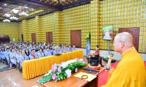 Đại đức Thích Quảng Tịnh: “Phật bên ngoài đản sinh, phật trong tâm cũng phải đản sinh”