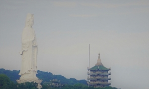 Bồ tát Quán Thế Âm - Vị Bồ tát linh ứng tầm thanh cứu khổ cứu nạn tức thời cho chúng sinh