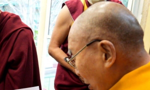 Đức Dalai Lama phân ưu về sự viên tịch của Trưởng lão Hoà thượng Thích Tuệ Sỹ