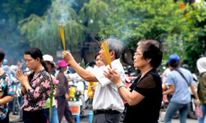 Hãy đem Phật Pháp về “ dâng” cho cha mẹ