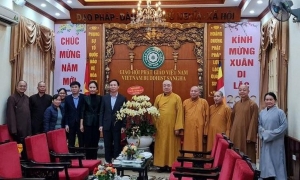 Lãnh đạo Ban Tôn giáo Chính phủ thăm và chúc Tết chư tôn đức Trung ương GHPGVN