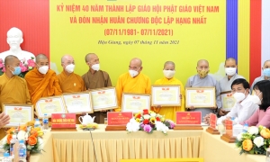 Phật giáo Hậu Giang nhiệt liệt chào mừng Đại lễ kỷ niệm 40 năm thành lập GHPGVN