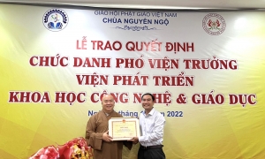 Thượng tọa Thích Nhuận Quang với “Trí” và “Đức” vẹn toàn