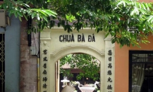 Bà Đá - ngôi chùa ngàn năm tuổi